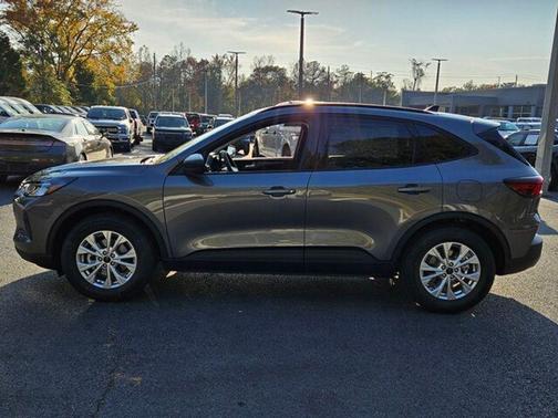 CARBONIZED GRAY METALLIC 2026 Ford Escape Active