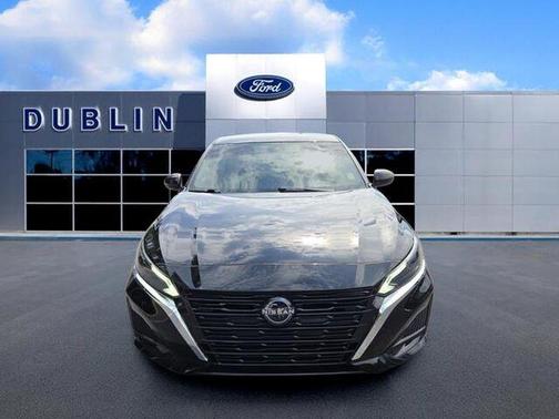 Super Black 2023 Nissan Altima S FWD