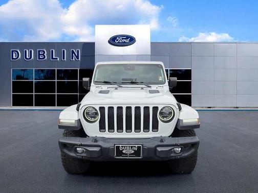 Bright White Clearcoat 2019 Jeep Wrangler Unlimited Moab 4x4