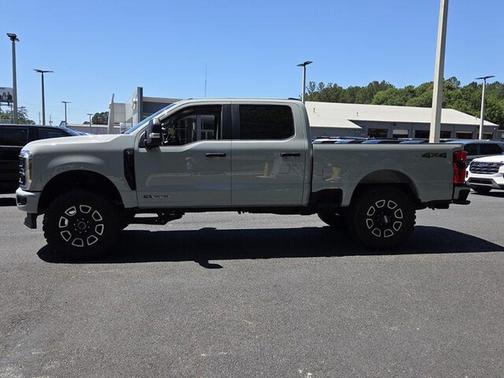 AVALANCHE 2025 Ford F-250 XL