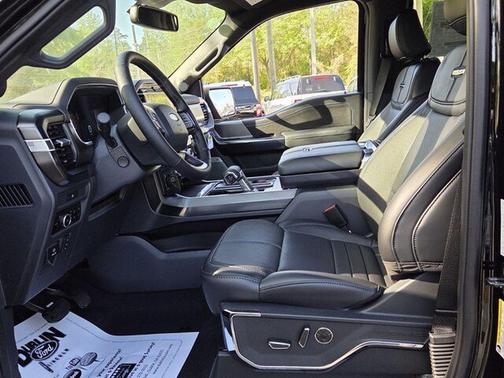 AGATE BLACK METALLIC 2025 Ford F-150 Platinum