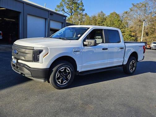 2023 Ford F-150 Lightning Pro
