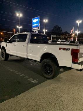 2022 Ford F-250 Platinum