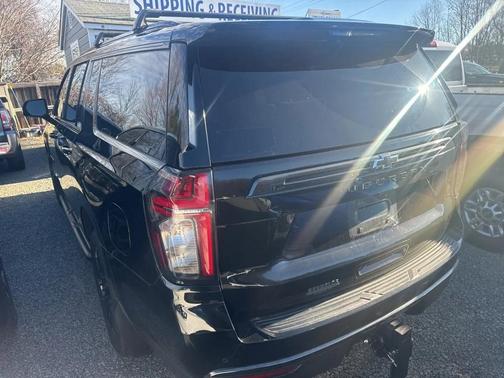 2022 Chevrolet Suburban RST