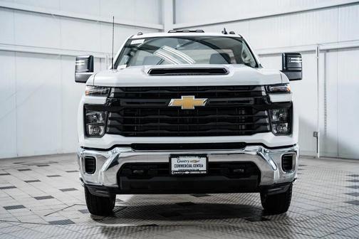2025 Chevrolet Silverado 3500 WT