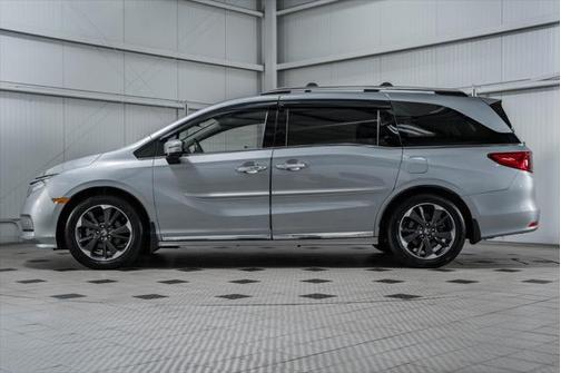 2021 Honda Odyssey Elite