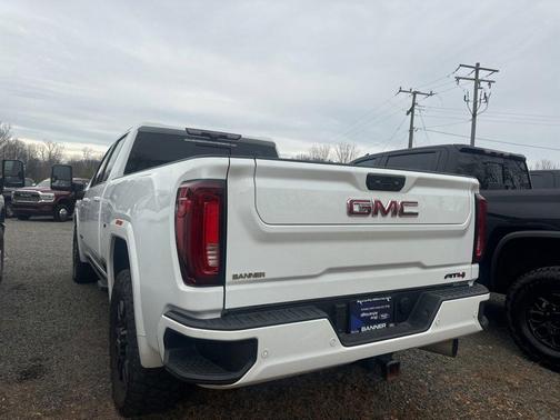 2021 GMC Sierra 2500 AT4