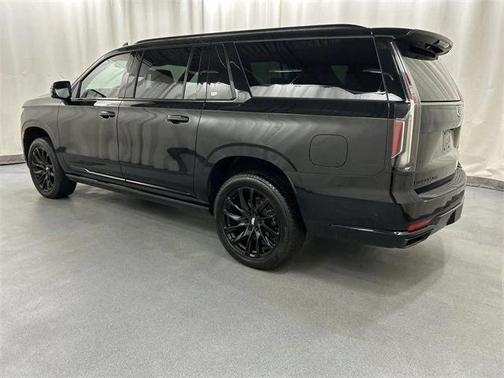 2022 Cadillac Escalade ESV Sport