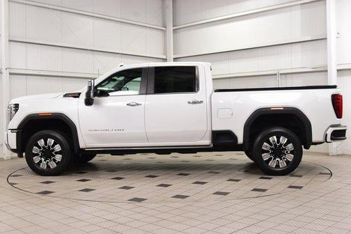 2024 GMC Sierra 2500 Denali
