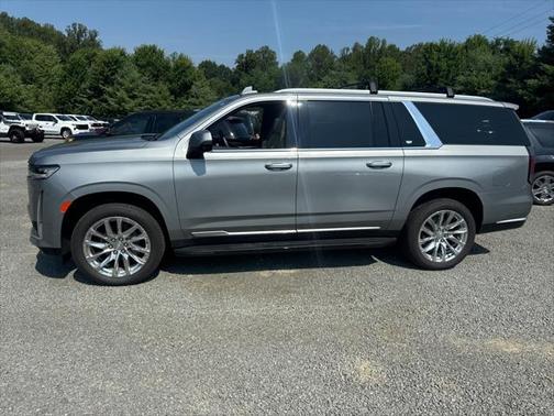 2023 Cadillac Escalade ESV Premium Luxury