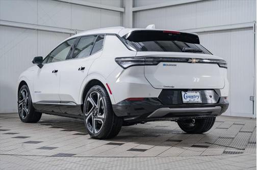 2025 Chevrolet Equinox EV LT
