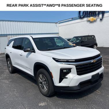 Summit White 2024 Chevrolet Traverse LS