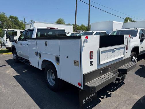 Summit White 2026 GMC Sierra 3500 Base