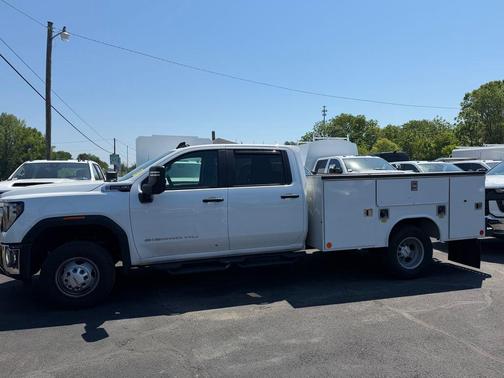 Summit White 2026 GMC Sierra 3500 Base