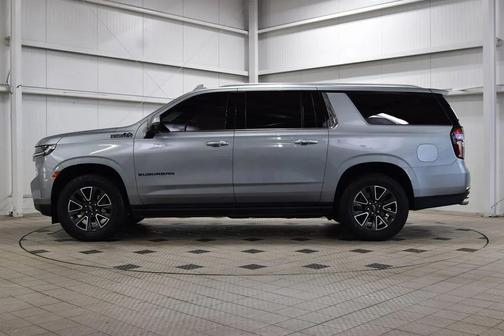 2024 Chevrolet Suburban 4WD High Country