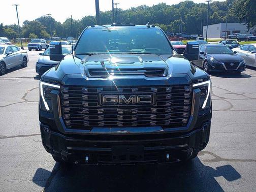 2024 GMC Sierra 3500 Denali