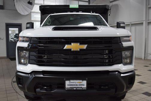 2025 Chevrolet Silverado 3500 WT