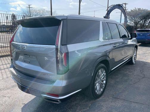 2023 Cadillac Escalade ESV Premium Luxury