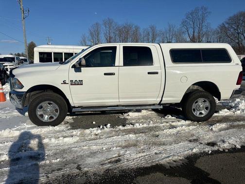 Bright White Clearcoat 2017 RAM 2500 Tradesman Crew Cab 4x4 6'4' Box