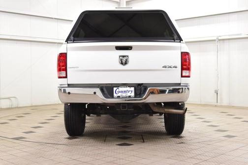 Bright White Clearcoat 2017 RAM 2500 Tradesman Crew Cab 4x4 6'4' Box