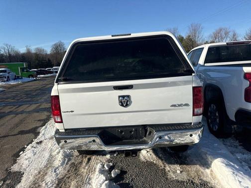 Bright White Clearcoat 2017 RAM 2500 Tradesman Crew Cab 4x4 6'4' Box