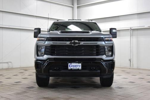 Sterling Gray Metallic 2026 Chevrolet Silverado 2500 Custom