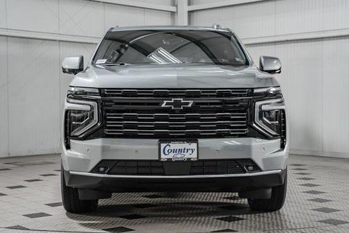 2025 Chevrolet Suburban 4WD High Country