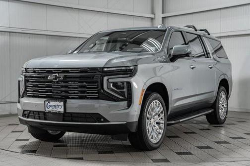 2025 Chevrolet Suburban 4WD High Country