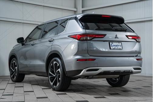 2022 Mitsubishi Outlander SE 2.5 2WD