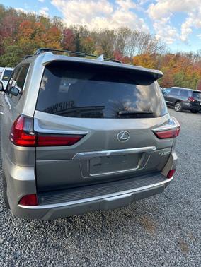 2018 Lexus LX 570 Base
