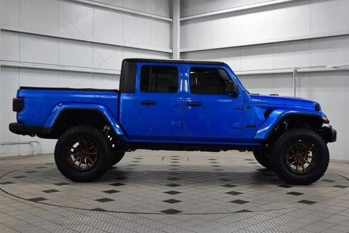 2024 Jeep Gladiator Sport S