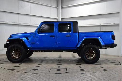 2024 Jeep Gladiator Sport S