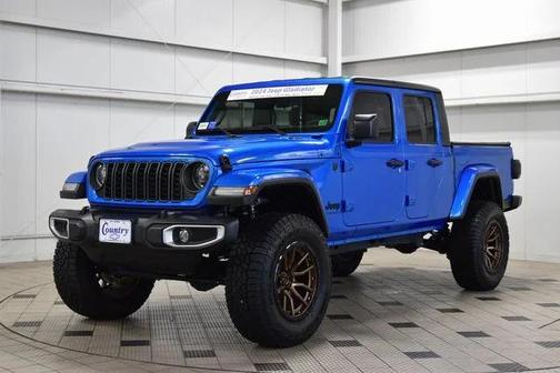 2024 Jeep Gladiator Sport S