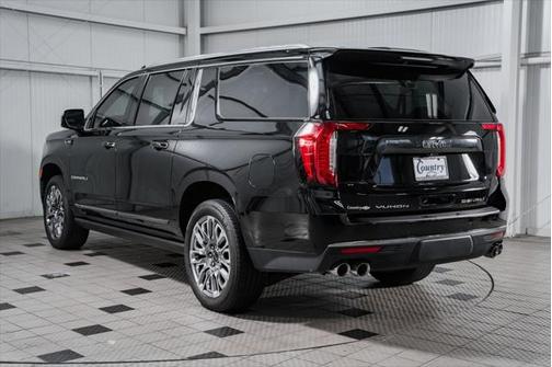 2023 GMC Yukon XL Denali Ultimate