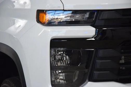 2025 Chevrolet Silverado 3500 WT