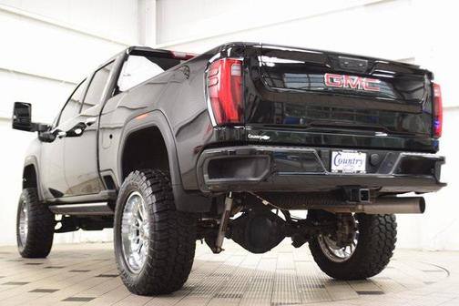 2024 GMC Sierra 2500 Denali