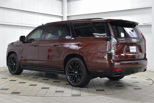 2023 Cadillac Escalade ESV Sport