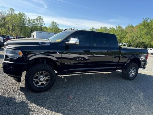 2019 RAM 2500 Laramie Mega Cab 4x4 6'4' Box