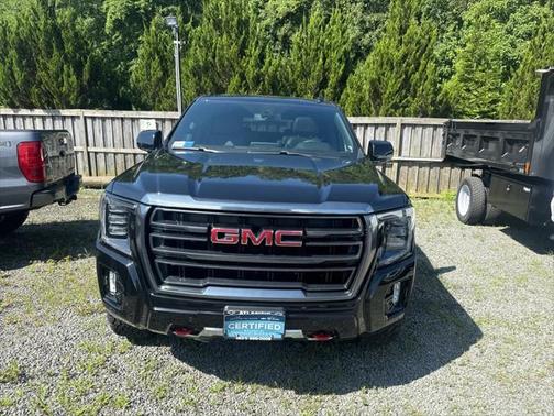 2022 GMC Yukon XL 4WD AT4