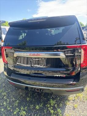 2022 GMC Yukon XL 4WD AT4