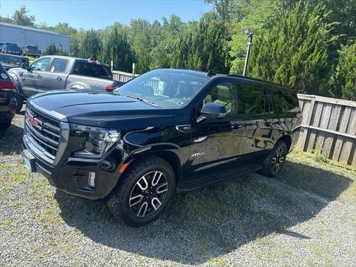 2022 GMC Yukon XL 4WD AT4