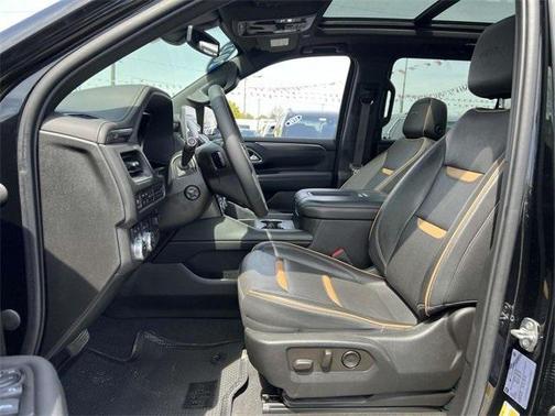 2022 GMC Yukon XL 4WD AT4