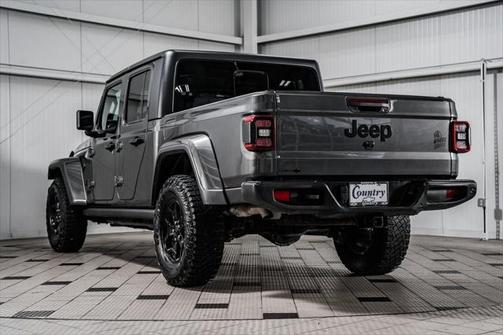 2021 Jeep Gladiator Willys 4x4