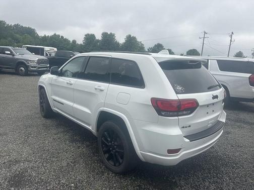 Bright White Clearcoat 2020 Jeep Grand Cherokee Altitude