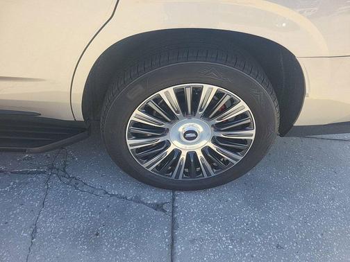 2022 Cadillac Escalade Sport Platinum