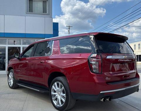 2023 Chevrolet Suburban 4WD High Country