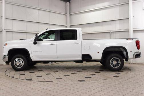 2026 Chevrolet Silverado 3500 LT