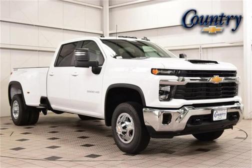 2026 Chevrolet Silverado 3500 LT