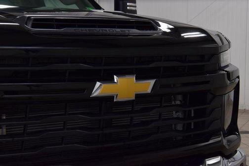 2025 Chevrolet Silverado 3500 WT