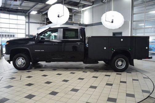 2025 Chevrolet Silverado 3500 WT